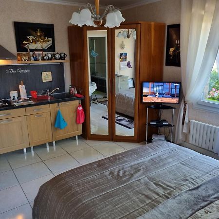 Tinat Studio Douarnenez Luaran gambar