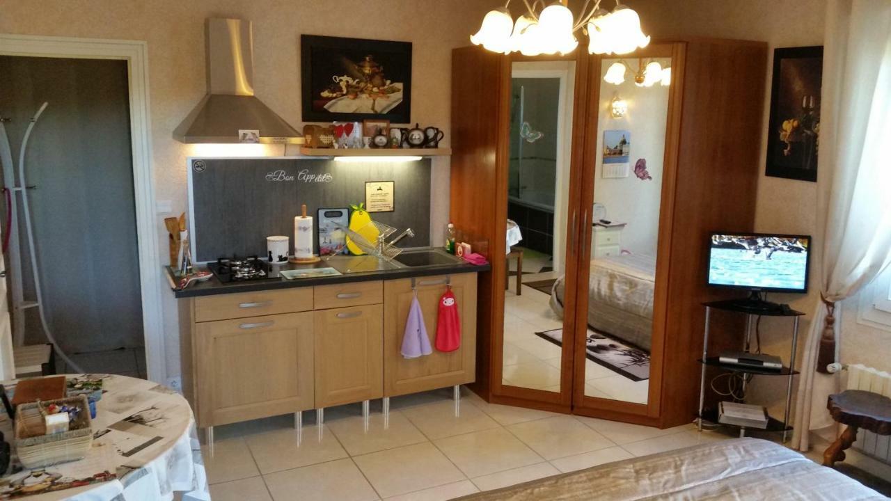 Tinat Studio Douarnenez Luaran gambar